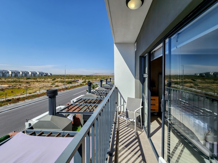 4 Bedroom Property for Sale in Sandown Western Cape